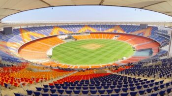 Narendra Modi Stadium view from the gallery 350x195 ZJNOOi